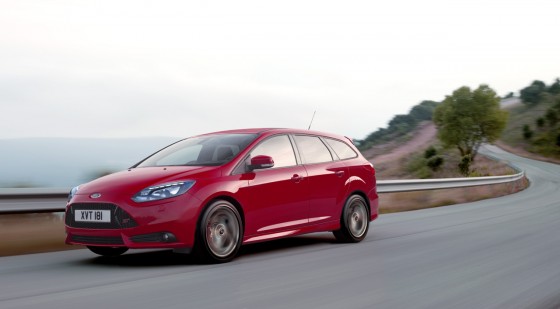 000-ford-focus-st-wagon