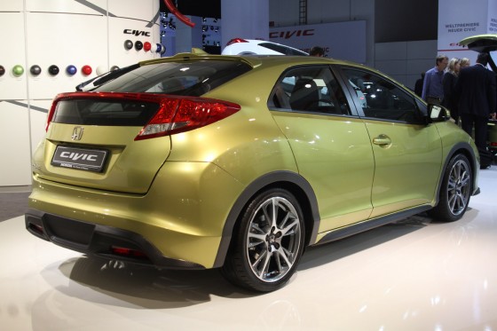 07-2012-honda-civic-euro-frankfurt-2011