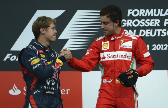 Estos dos cabros definen al primer tricampeón post-Schumacher mañana en Interlagos. Sebastian Vettel tiene una ventaja de 13 puntos sobre Fernando Alonso. (Imagen: Red Bull Content Pool)