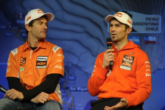 Marc Coma y Cyril Despres, los únicos dos pilotos que han ganado en el Dakar en Sudamérica en motos. Ambos corren para KTM, pero solo Despres podrá defender la hegemonía (Imagen: Red Bull Media House)