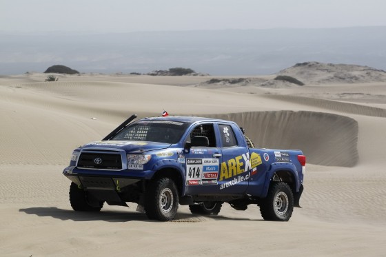 Cood y Melo haciendo de las suyas en el Dakar 2013. (Imagen: Prensa AREX Rally Team)