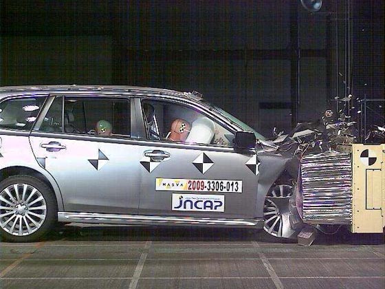Subaru Legacy Awarded “JNCAP FIVE STAR AWARD” in New Safety Test