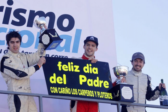 Matías Rossi ganó su primera carrera del Turismo Nacional celebrando el Día del Padre. (Fotografía: www.matirossi.com.ar)