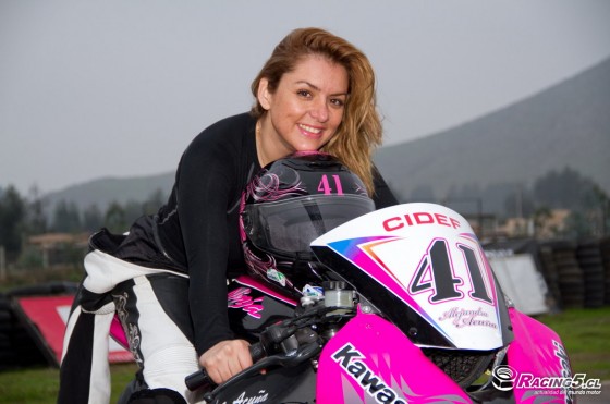 Alejandra Acuña Superbike Chile Kawasaki