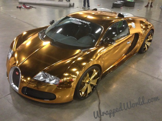 Bugatti Veyron de oro