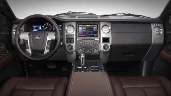 2015-ford-expedition-008-1