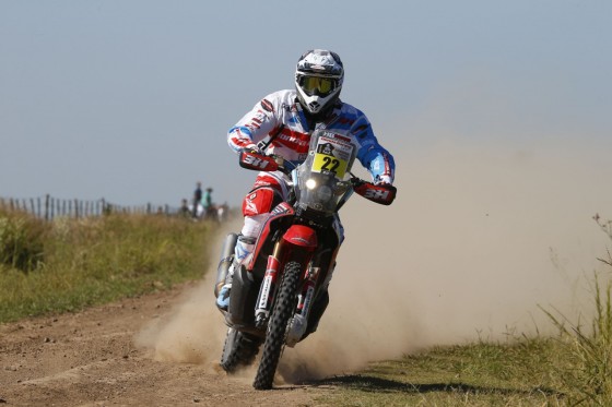 Javier-Pizzolito-Dakar-2015-Stage-1-560x373