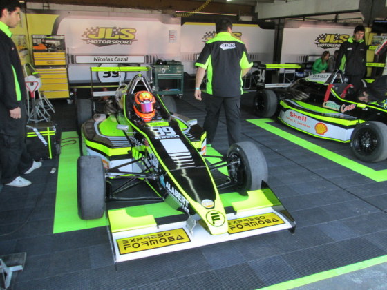 JLS Motorsport (2)
