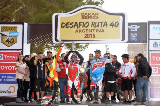 El equipo Honda HRC logró un 1-2 en motos con Paulo Gonçalves en la primera posición seguido del argentino Javier Pizzolito. (Fotografía: Honda Racing Corporation)