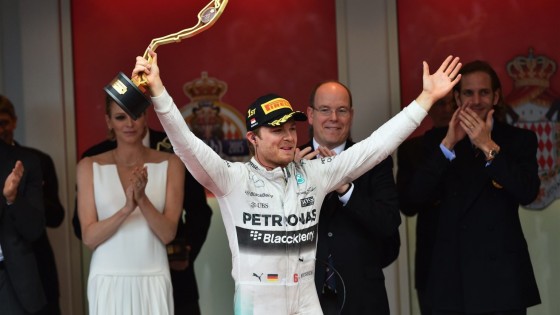 Nico Rosberg celebró ampliamente una carrera que hasta la vuelta 64  veía como máxima aspiración un segundo lugar en el podio. (Fotografía: F1.com)
