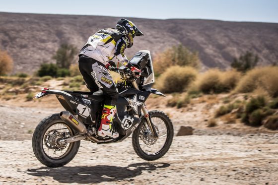 Pablo Quintanilla aceleró en el desierto africano (Imagen: Marcin Kin/Husqvarna Factory Racing)